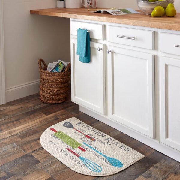 Mainstays Oval Kitchen Mat - Image 2