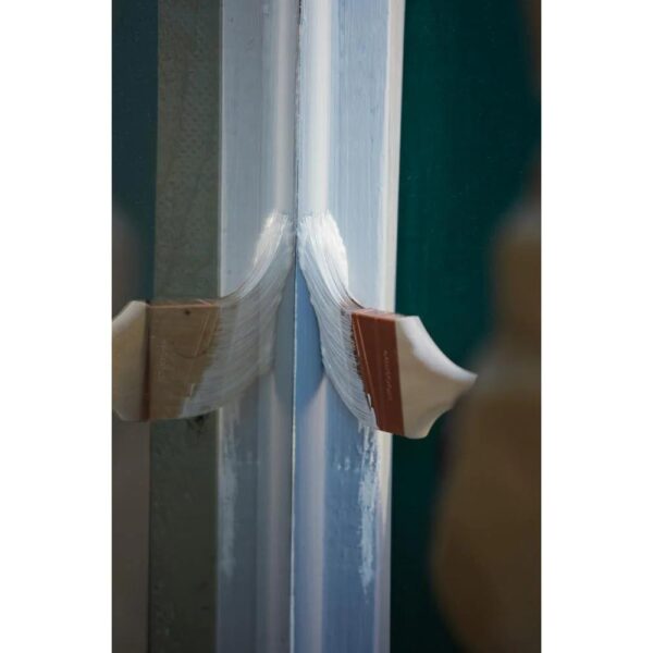 2-1/2" Paint Brush - Image 3